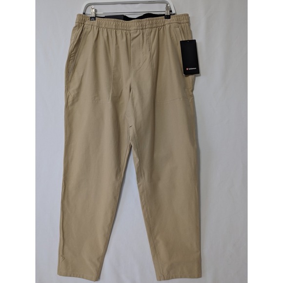 Lululemon Mens UtilitiTech PullOn Classic Fit Pant Khaki Size XL New With Tags